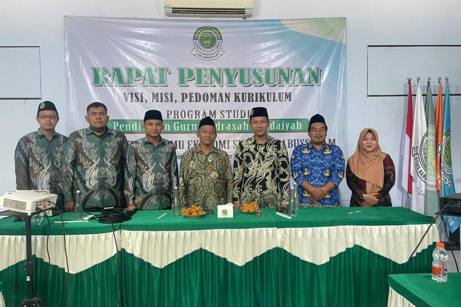 RAPAT PEMBENTUKAN VISI MISI DAN KURIKULUM PRODI PGMI STIES BABUSSALAM